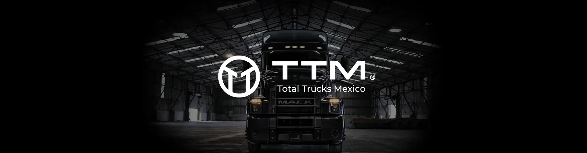 Logotipo de Total Trucks México con un camión Mack color negro de fondo